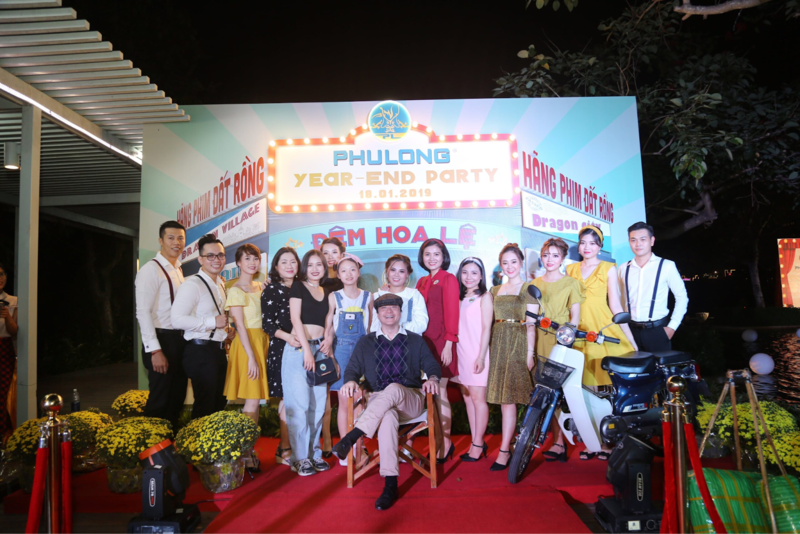 chủ đề tiệc cuối năm